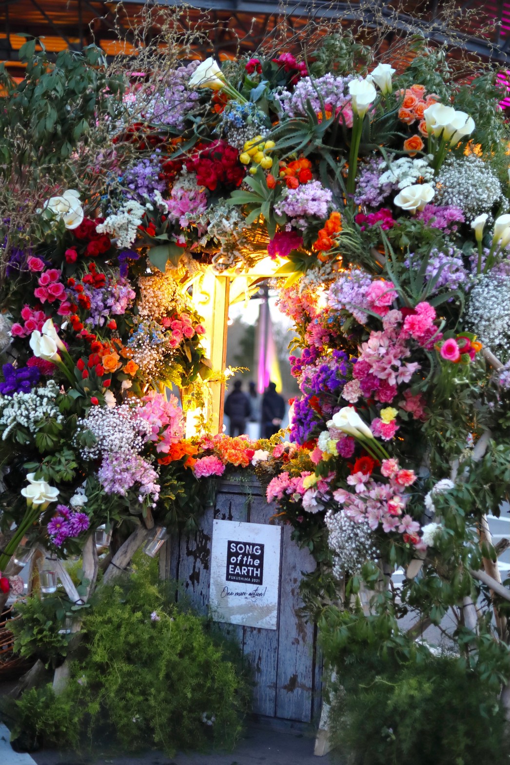 「いいね」が5,000本の花に! 遠くから届いた「想い」